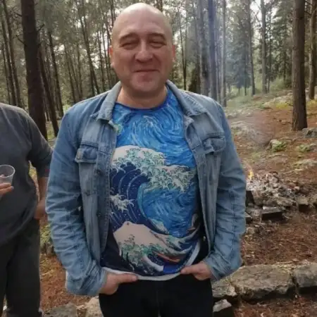 Mihail, 56רחובות, ישראל 