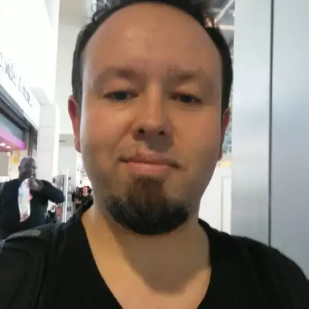 George, 43לוגו, ספרד