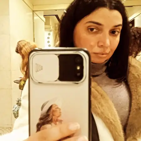 Tarlana, 42, אזרבייג
