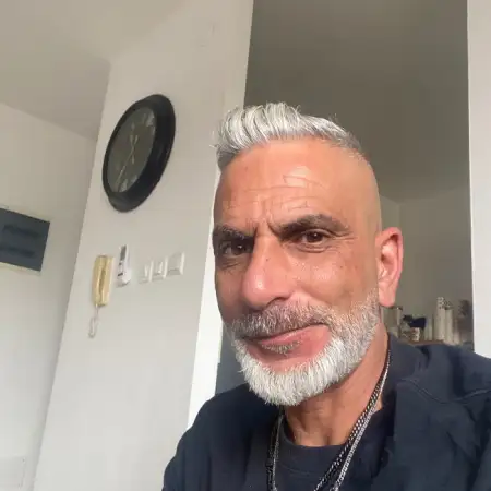 שמוליק, 49ירושלים, ישראל