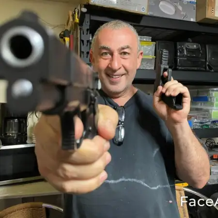 Shlomo, 63פורט לודרדייל, ארה