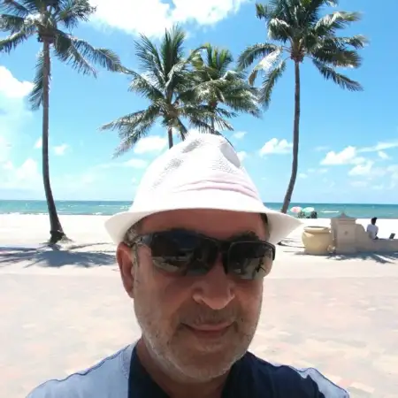 Shlomo, 63פורט לודרדייל, ארה