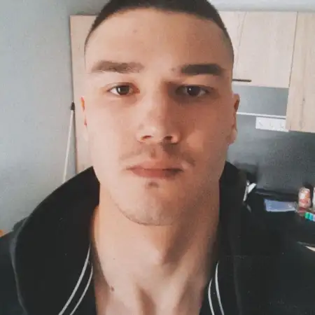 Timur, 25Kazan, רוסיה