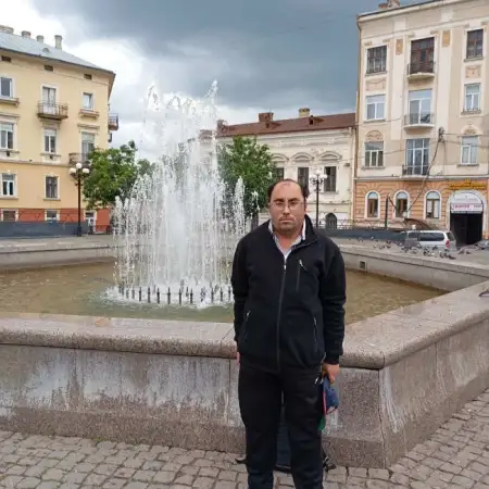 Leonid, 40צ