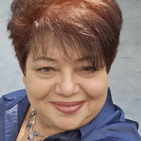 Inessa, 57רחובות, ישראל
