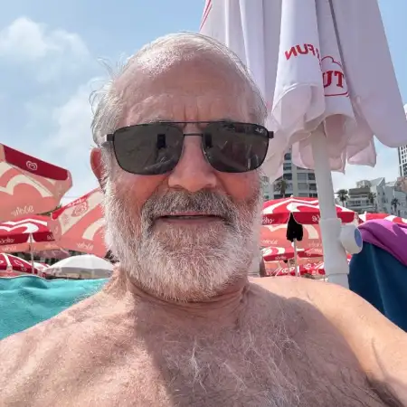 Viktor, 66, ישראל