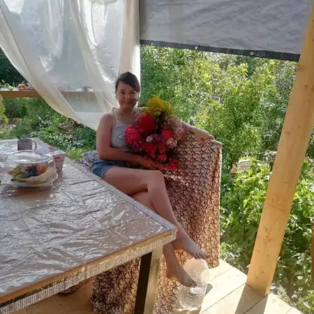 Eleonora, 42Waterside whole, רוסיה 