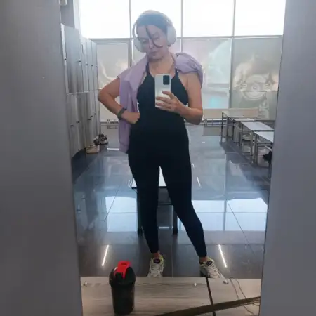 Eleonora, 42Waterside whole, רוסיה