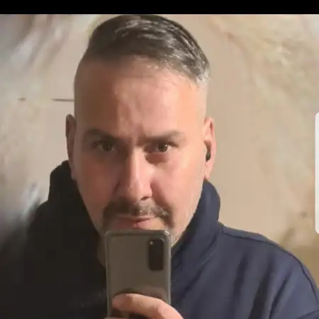 Nikola, 44גאגרה, ג