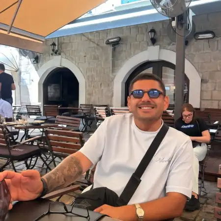 Yulian, 42, ישראל