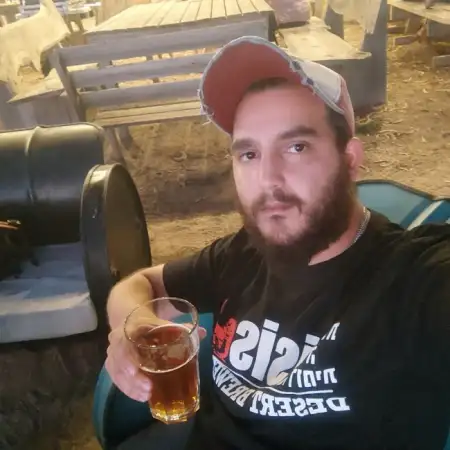 בר, 35, ישראל 