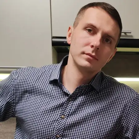 Yaroslav, 31סנט פטרסבורג, רוסיה 
