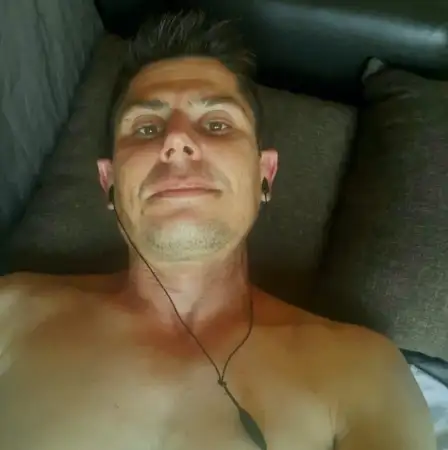 Denis, 37ירושלים, ישראל 