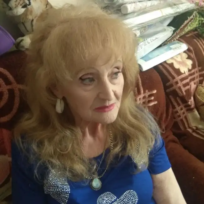Nina, 75, קריית ים, ישראל - זוג 4 מי