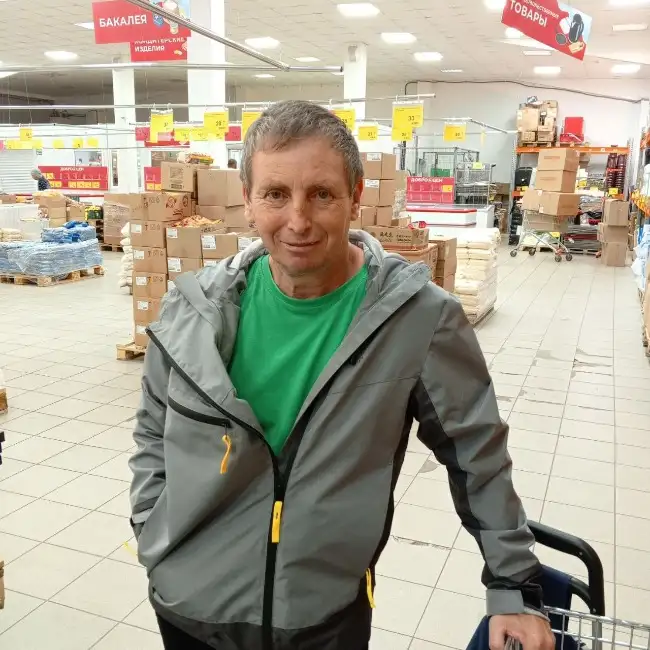Rafail, 56, Shatsk, רוסיה - זוג 4 מי