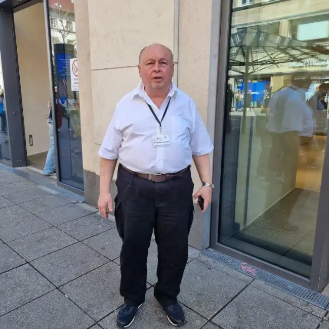 Leonid, 64, שטוטגרט, גרמניה - זוג 4 מי