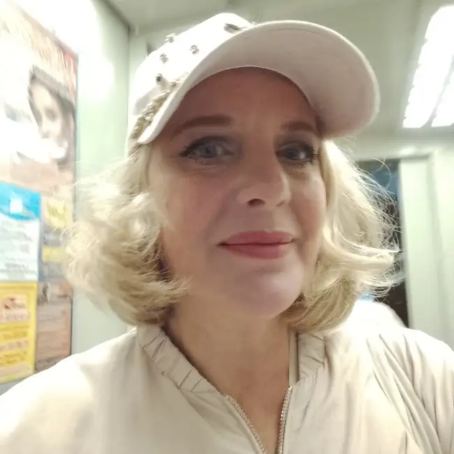 Yaroslava, 52, Komsomolsk-on-Amur, רוסיה - זוג 4 מי