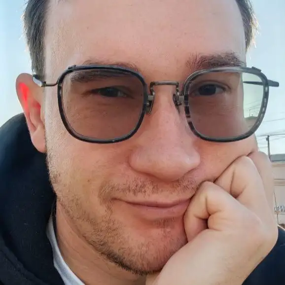 Yuriy, 34,  רוסיה - זוג 4 מי