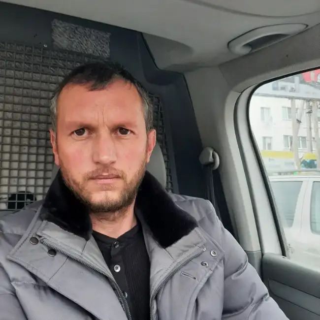 reuven, 46