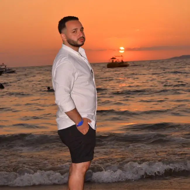 Yakov, 31