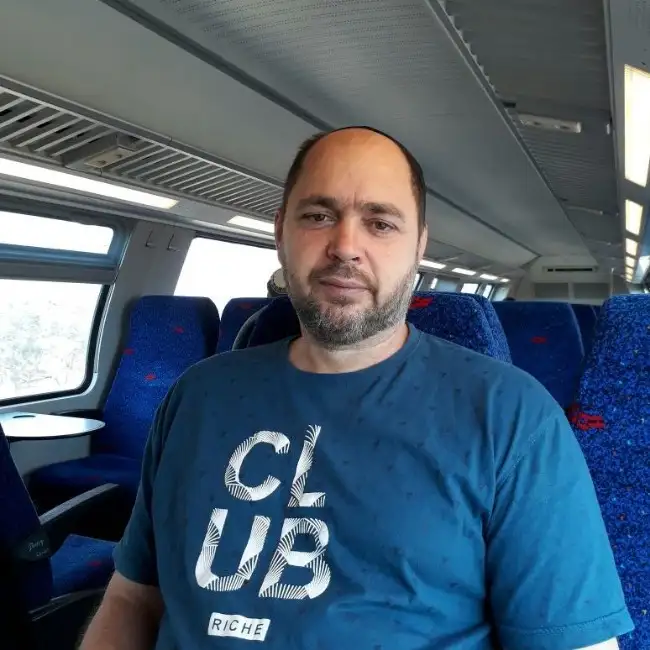 עובדיה, 60