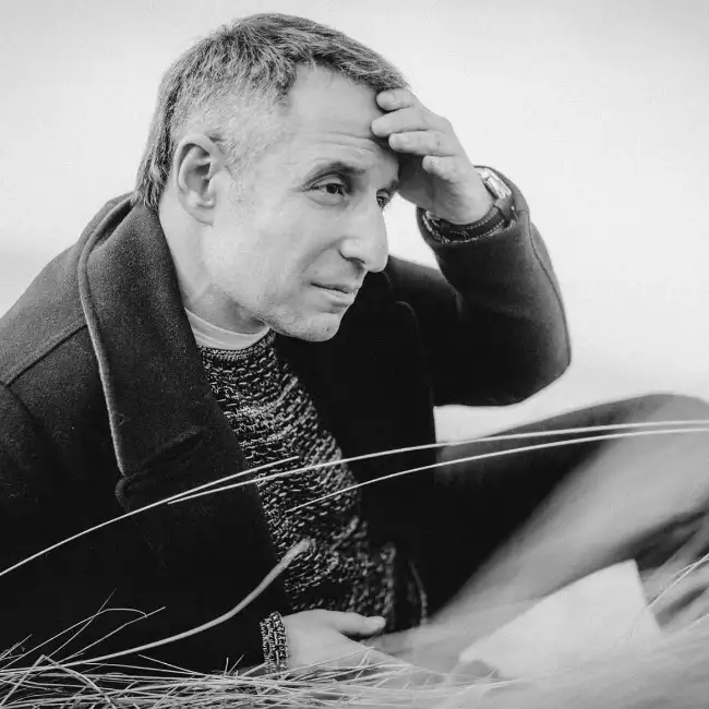 Serge, 56