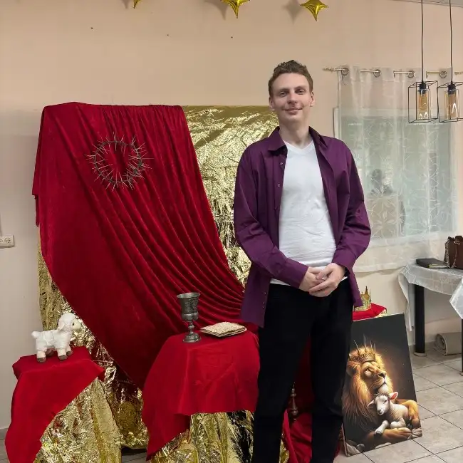 Sergey, 22,  ישראל - זוג 4 מי