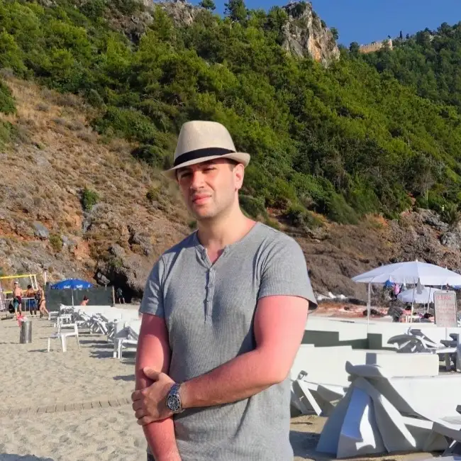 Iosif, 37