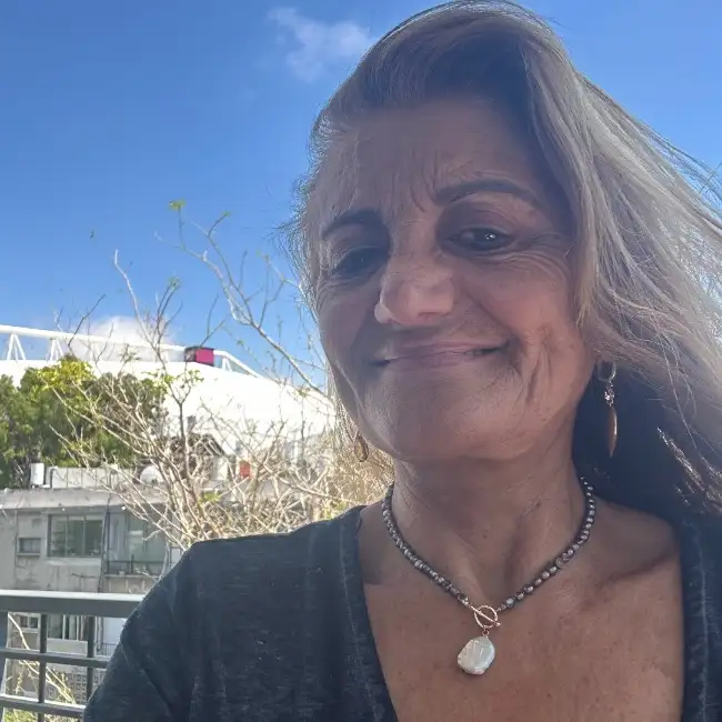 Liora, 73 - זוג 4 מי