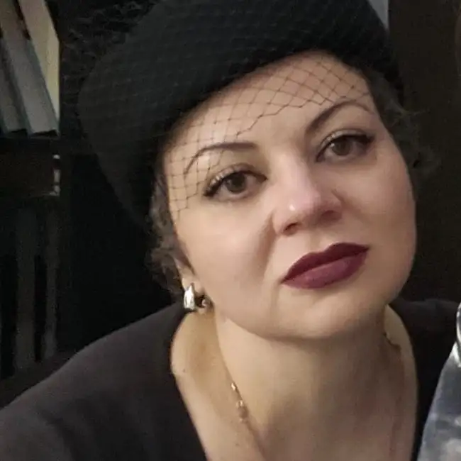 Rusudan, 44